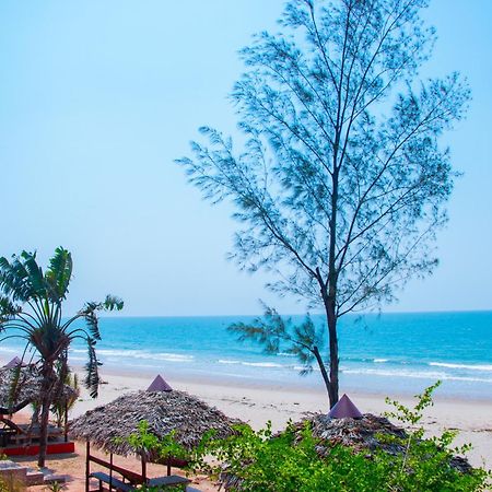 Ampazony Oasis Lodge Mahajanga Zewnętrze zdjęcie