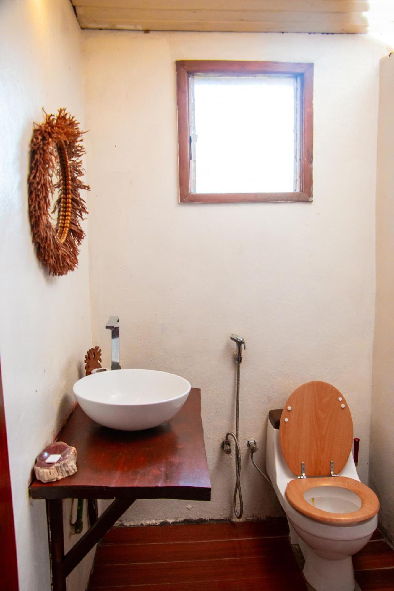 Ampazony Oasis Lodge Mahajanga Zewnętrze zdjęcie